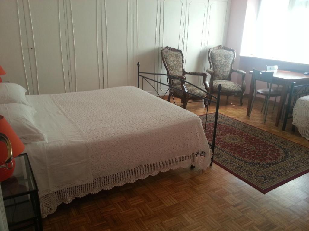 Hotel Villa Clara Тиволи Стая снимка